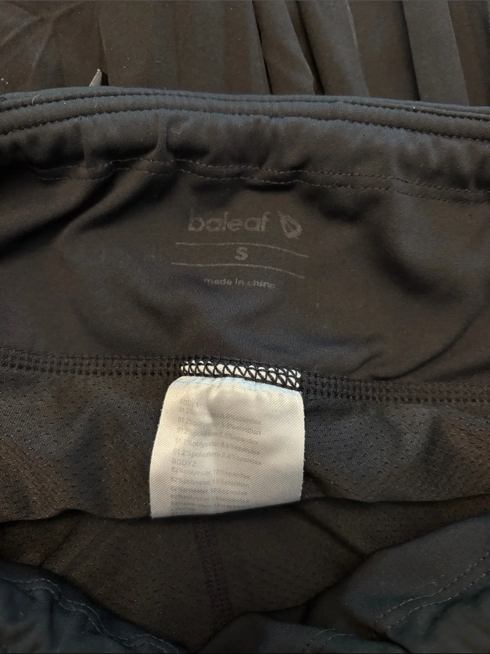 Black Pleated Women's 🎾 Tennis Skirt/Skort, Small - Picture 2 of 4